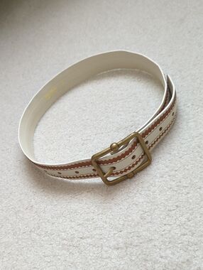 MaxMara White and Brown Scalloped Trim Leather Belt with Brass Buckle